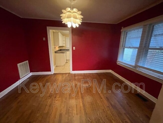 Photo - 3517 Trolley Line Rd