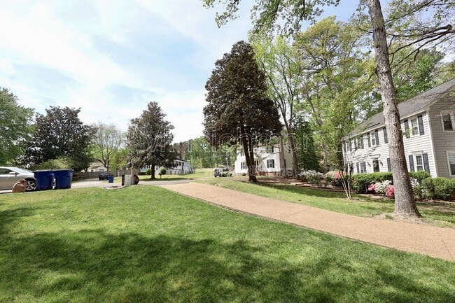 Photo - 10502 Crowncrest Ct