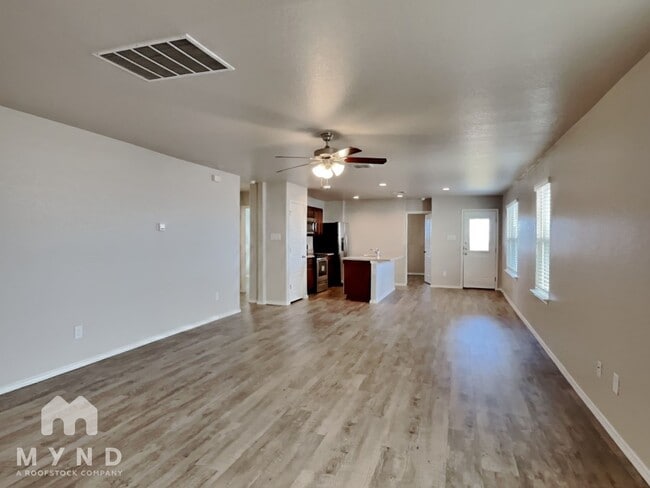 Photo - 4011 Asher Alley