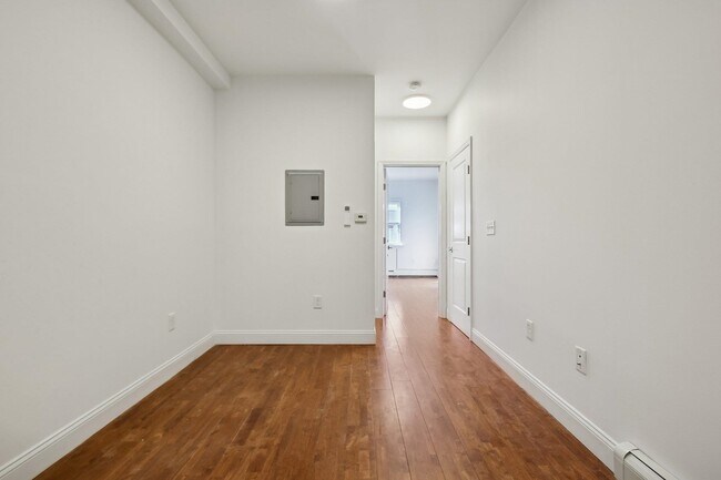 Photo - 76 Hutton St Unit #5