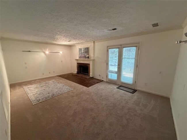 Photo - 878 Lake Hollow Blvd SW