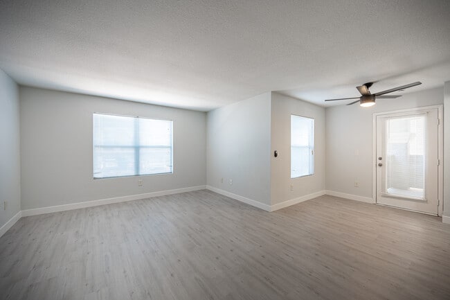 Building Photo - 5055 W Hacienda Ave Rental
