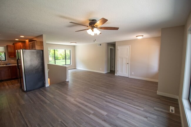 Photo - 3419 Taft Ave