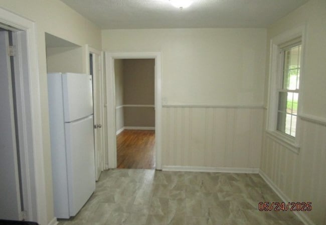 Photo - 2656 Fisk Rd