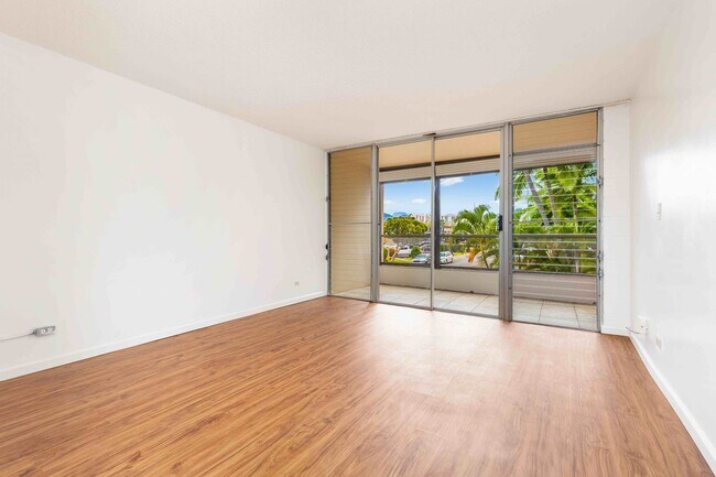 Photo - Move-In Ready Salt Lake Condo – Freshly Up... Unit 204