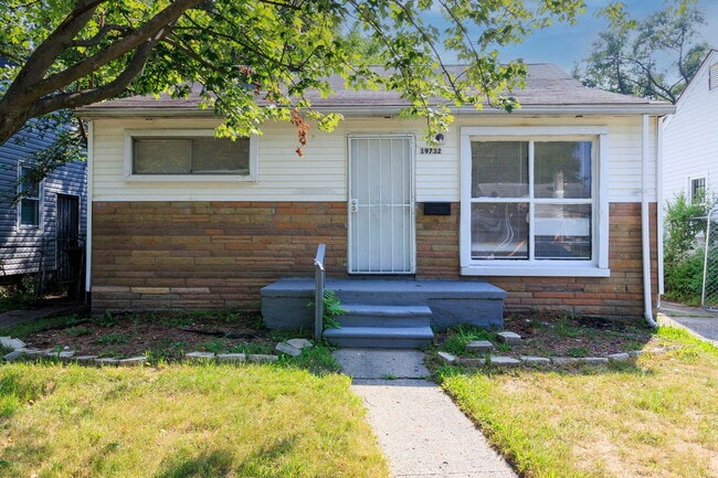 Building Photo - 19732 Runyon St Rental