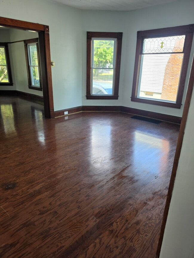 Photo - 11 Owego St