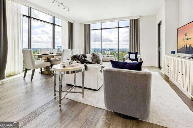 Photo - 2965 Peachtree Rd Unidad 1001