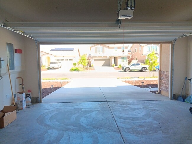 Photo - Newer 4 Bedroom Home is now for rent!