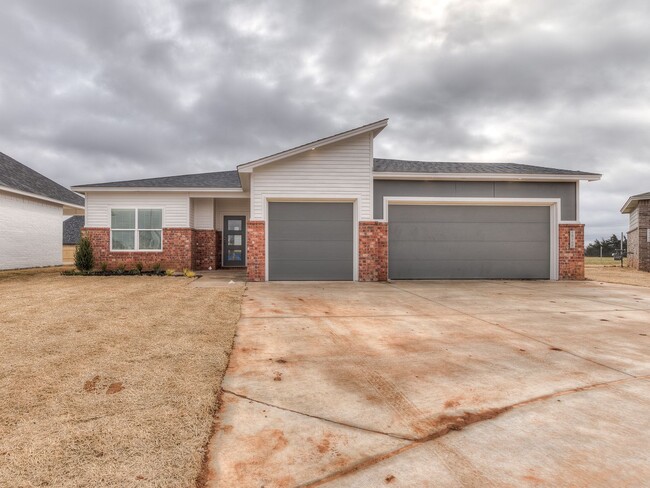 Beautiful New Construction Home in Edmond - Beautiful New Construction Home in Edmond