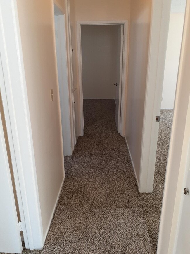 Photo - 15414 Larch Ave Unit Larch Front