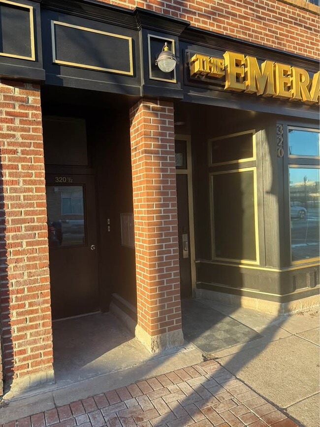 Photo - 320 Washington St Unidad Apartment 2