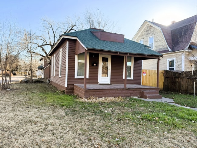 Photo - 1250 N Jefferson Ave