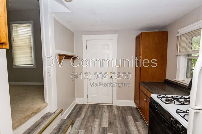 Photo - 4488 W 149th St