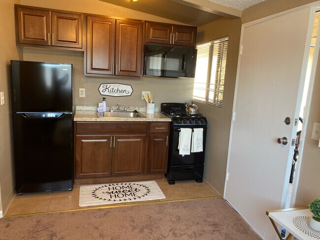 studio kitchen