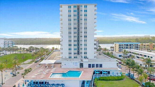 Photo - 3111 N Ocean Dr Unit 905