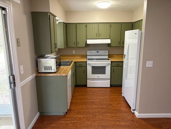 Photo - 4201 Woodhill Ct