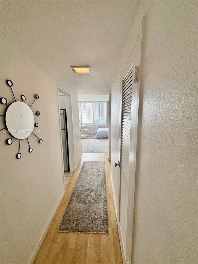 Photo - 1000 West Ave Unit 822