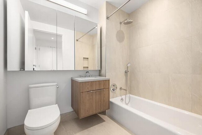 Photo - 1 bedroom in Queens NY 11101 Unit 18B
