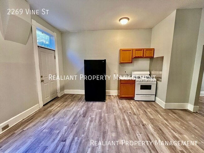 Photo - 2269 Vine St