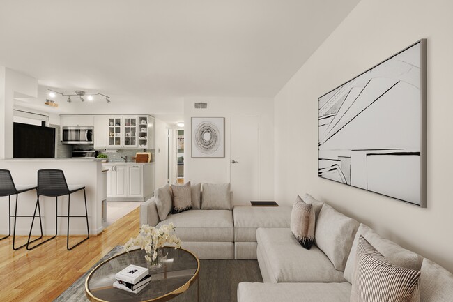 Photo - 1031 Michigan Ave NE