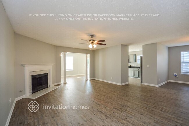 Photo - 423 Crested View Dr