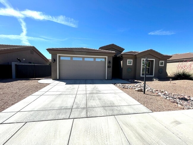 Photo - Elegant 3 Bedroom, 2 bathroom Home in Legacy Ranch Neighborhood in Central Kingman!