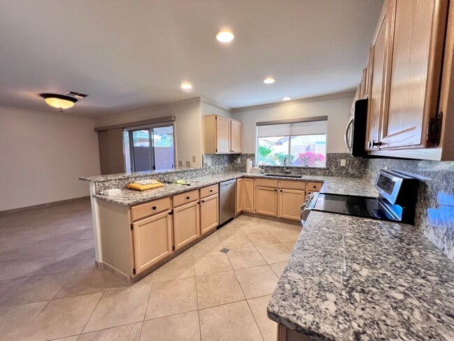 Photo - Ahwatukee Charmer!