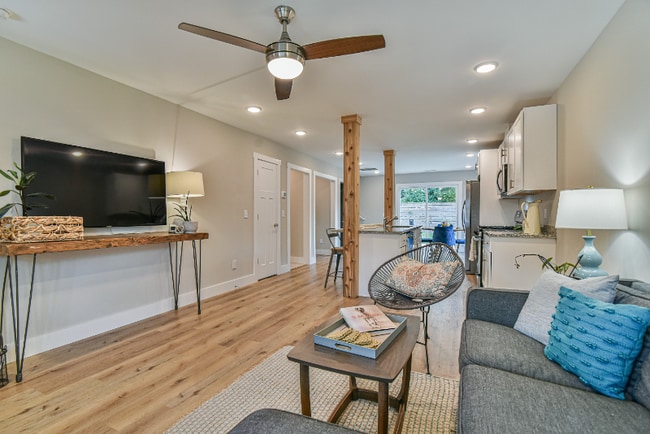 Photo - 219 Fayetteville St