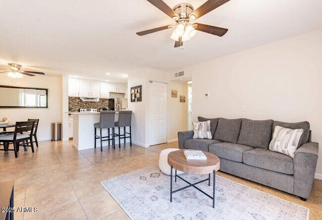 Building Photo - 8055 E Thomas Rd Unit G101 Rental