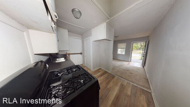 Photo - 2 br, 1 bath House - 921 1/2 N. D St
