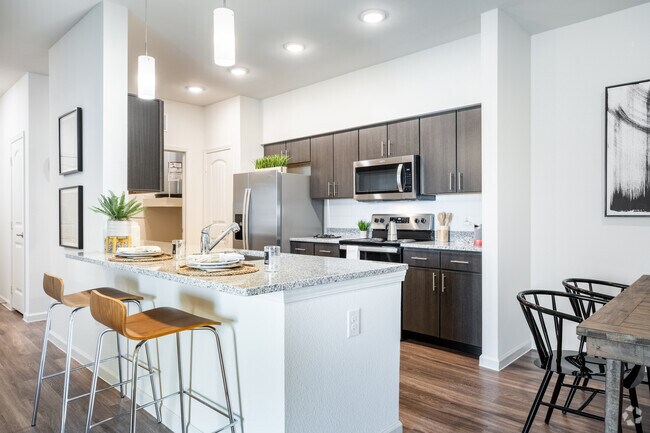 B2-Travis Cocina