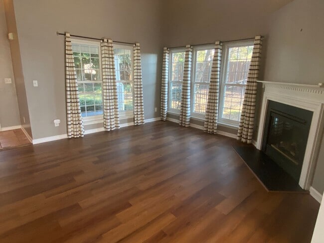 Photo - Move-in Ready!