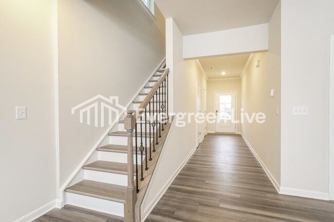 Photo - 5597 Hydrangea St