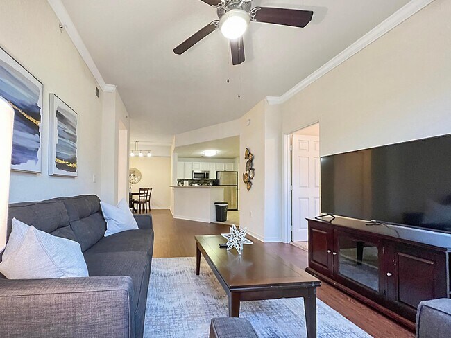 Photo - 9913 Montague St Unidad #10-9913