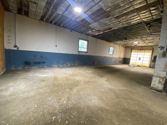 189 10th St Unit Lower Unit