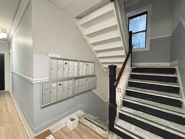 Photo - 5008 Palisade Ave