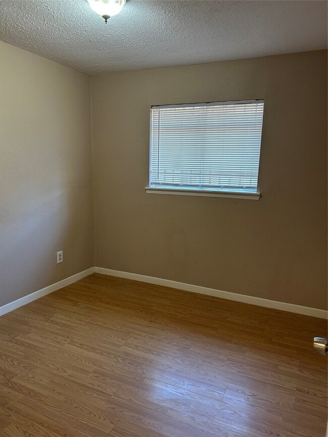 Photo - 10018 Valley Wind Dr