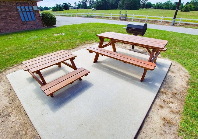 Photo - PARKVIEW ESTATES