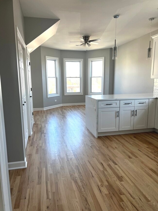 Photo - 7539 W 61st St