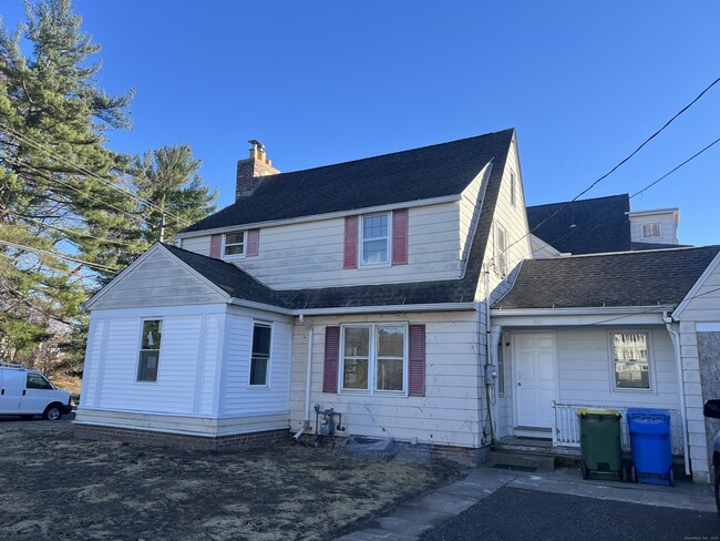 Photo - 403 Cooke St