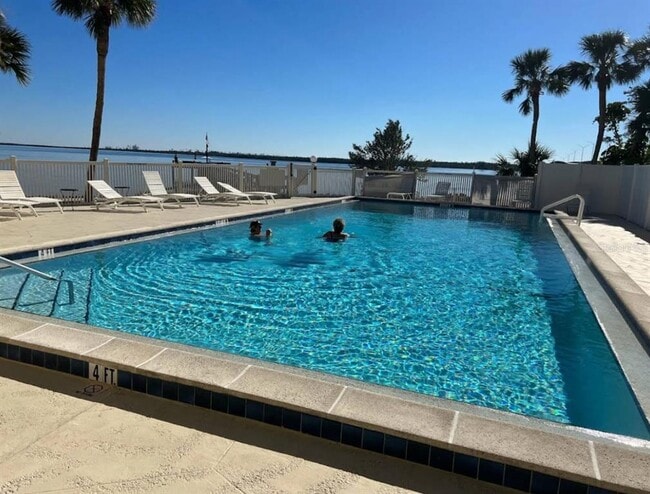 Photo - 14459 River Beach Dr Unit 226