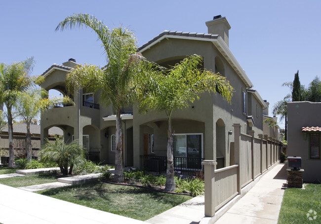 Photo - 4669-4675 Idaho St