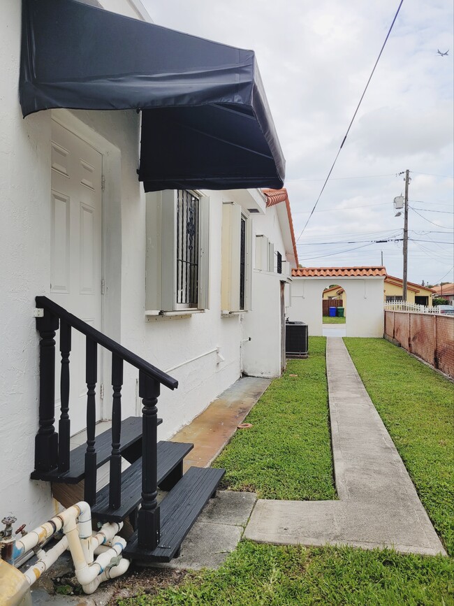 Photo - 1634 NW 29th Ct Unit Efficiency