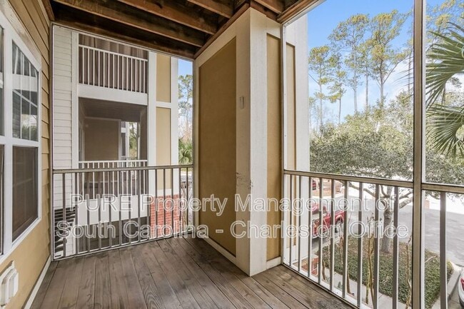 Photo - 1116 Basildon Rd
