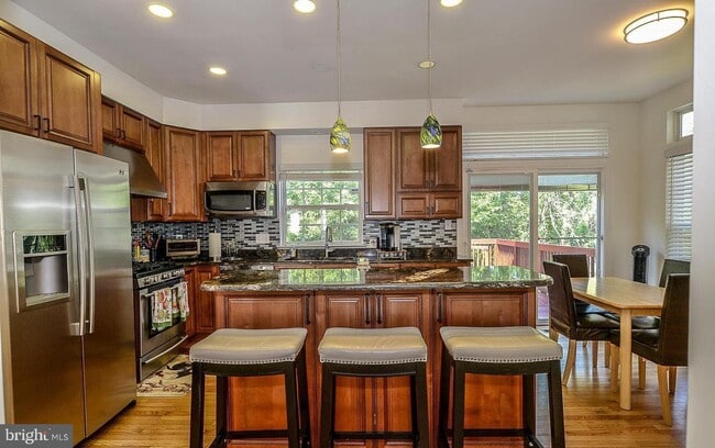 Photo - 26077 Springdale Dr