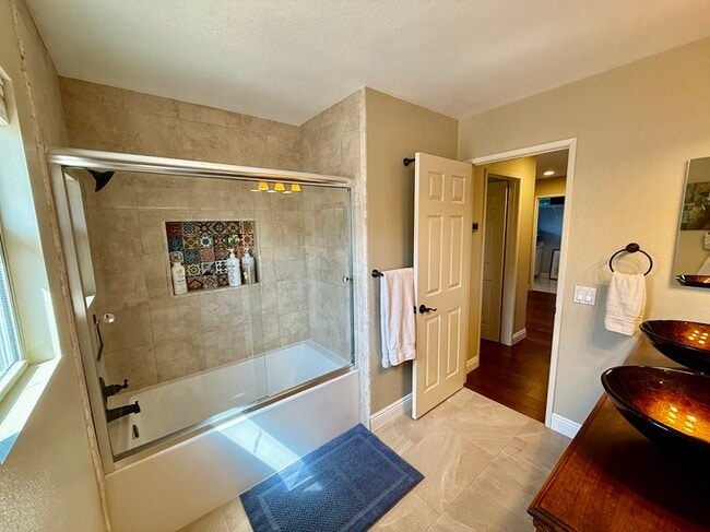 Photo - 26341 Via Corrizo