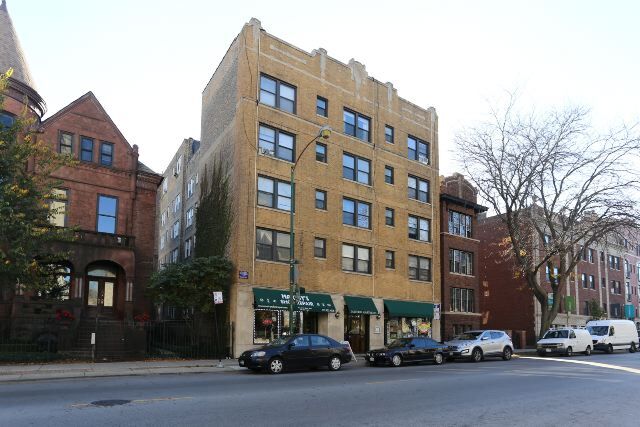 Photo - 714 W Belmont Ave Condo Unit 113