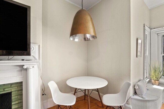 Photo - 298 Marlborough St Unidad 6