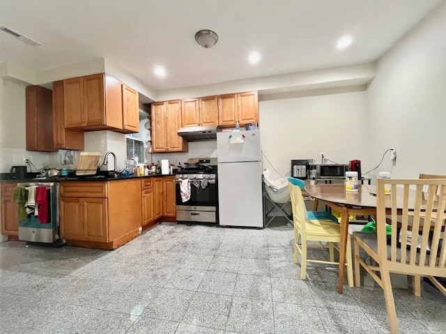 179 Northampton St Unit 2